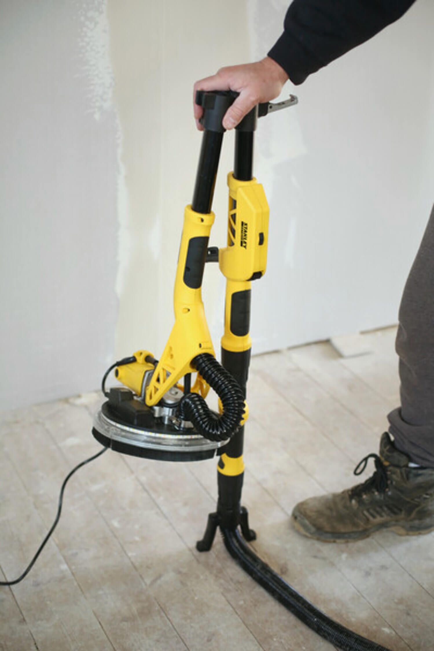 Шліфмашина ексцентрикова мережева STANLEY FATMAX SFMEE500S