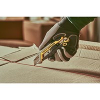 Ніж FatMax Integrated Snap Knife довжиною 165 мм з лезом шириною 18 мм з сегментами, що відламуються STANLEY FMHT10594-0